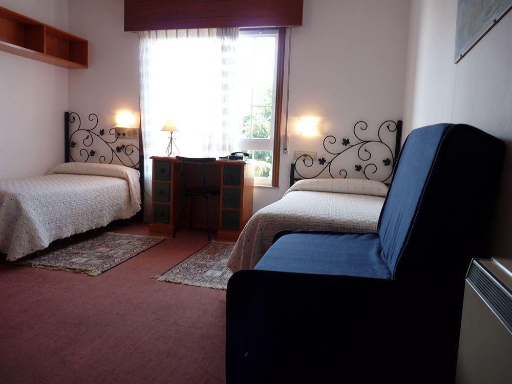 Nest El Camino Otel Santiago de Compostela Dış mekan fotoğraf
