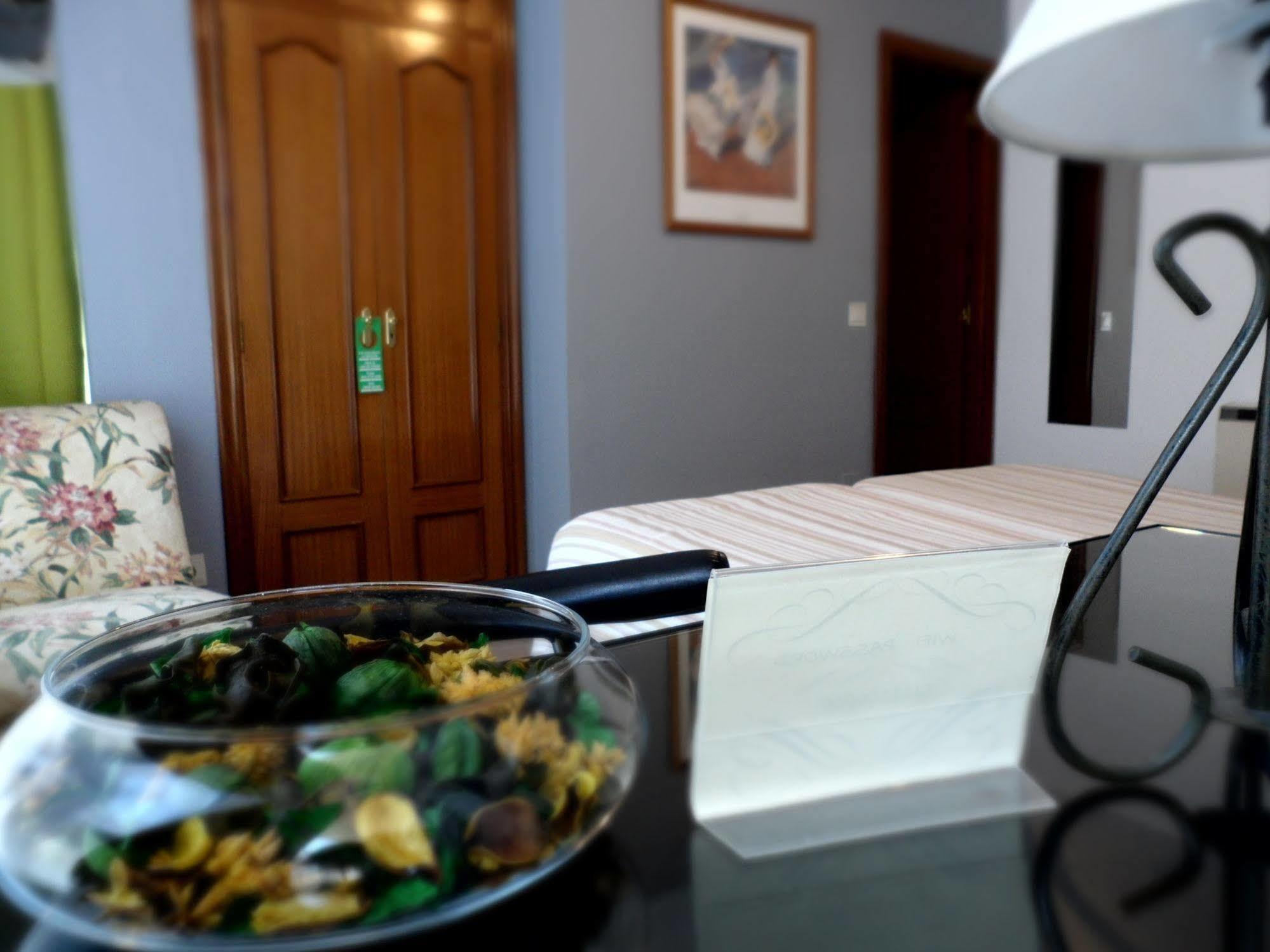 Nest El Camino Otel Santiago de Compostela Dış mekan fotoğraf